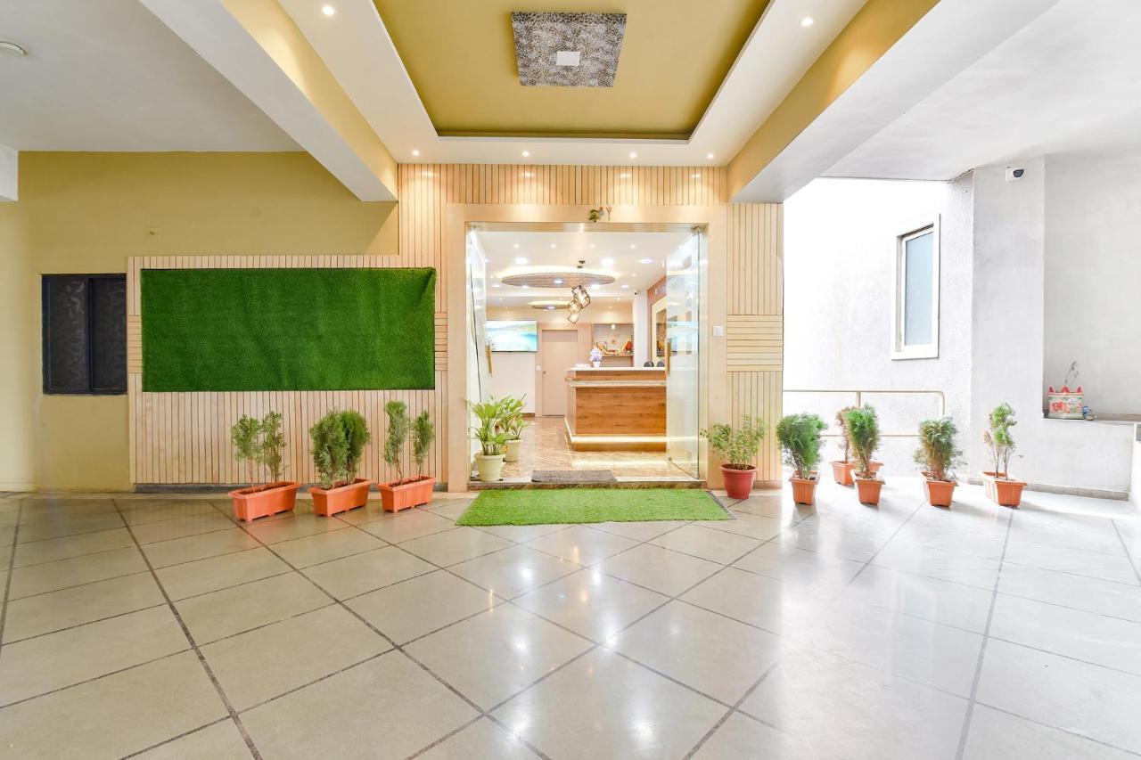 Fabhotel Symphony Grand Ahmedabad Exterior photo